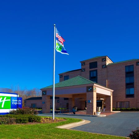 Holiday Inn Express Easton By Ihg Buitenkant foto