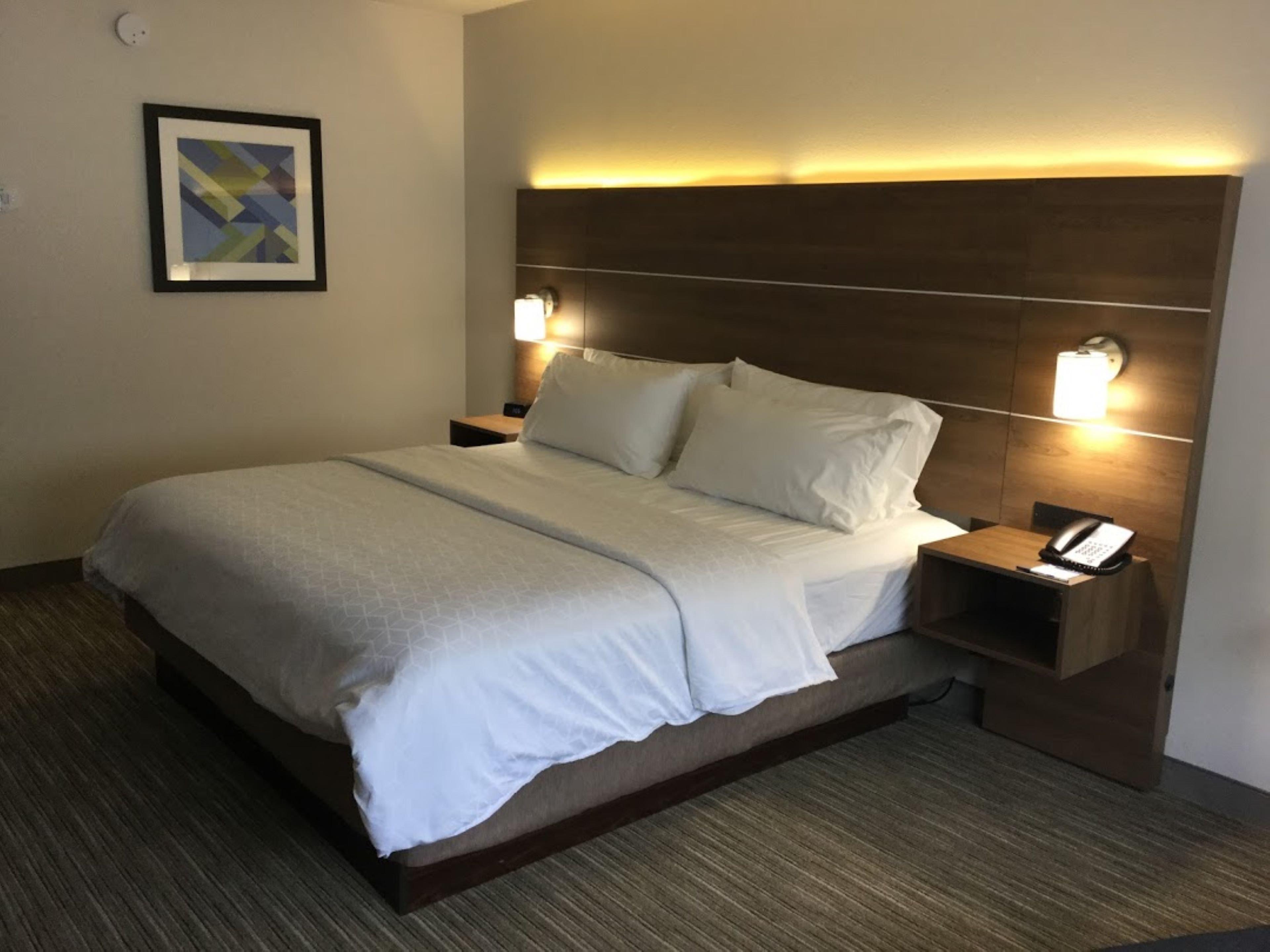Holiday Inn Express Easton By Ihg Buitenkant foto