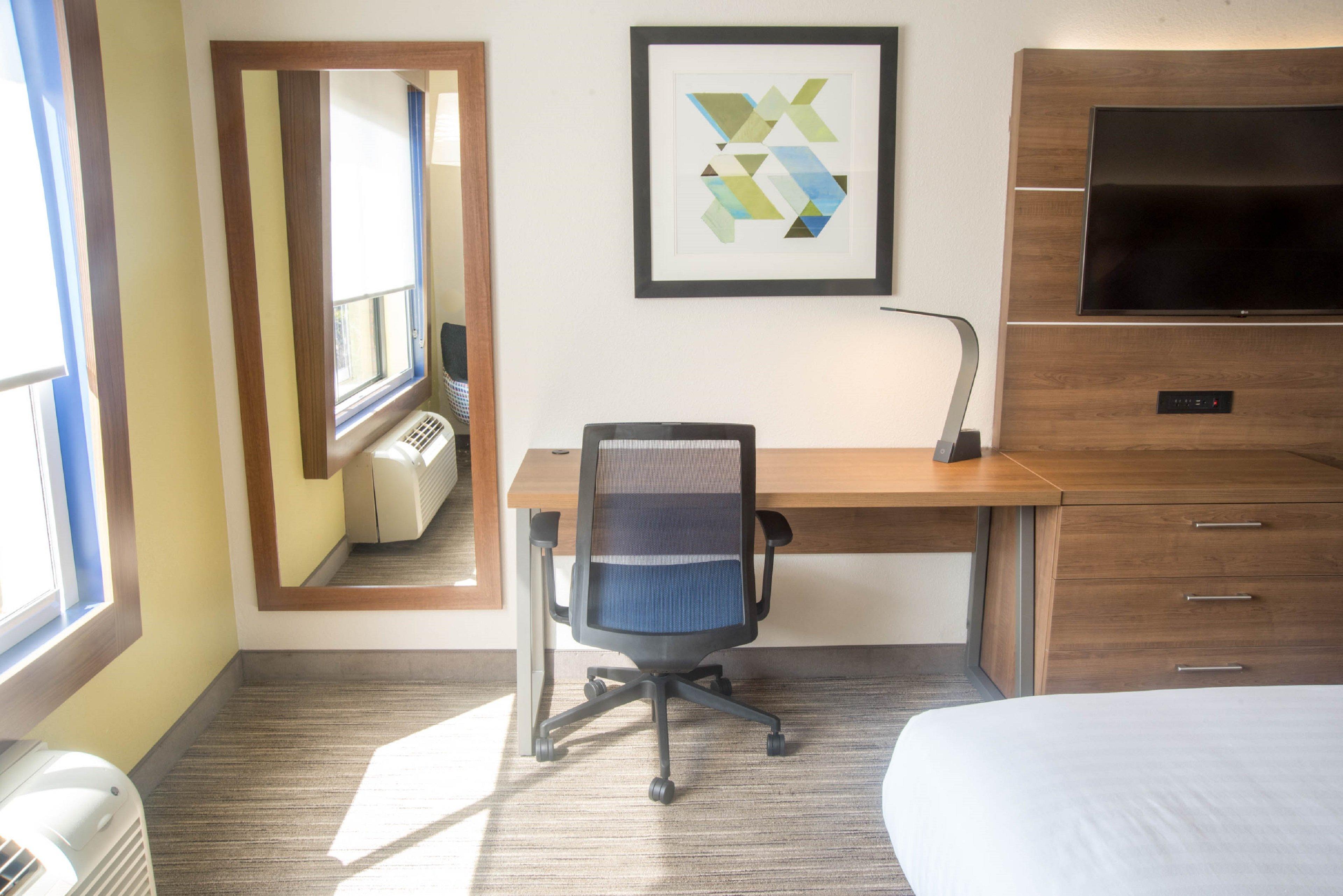 Holiday Inn Express Easton By Ihg Buitenkant foto