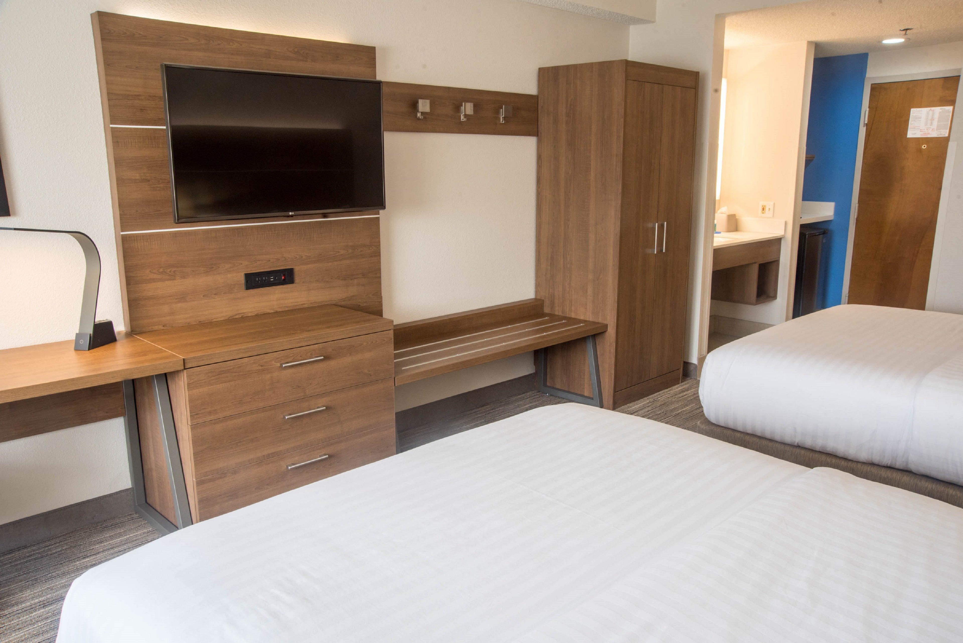 Holiday Inn Express Easton By Ihg Buitenkant foto