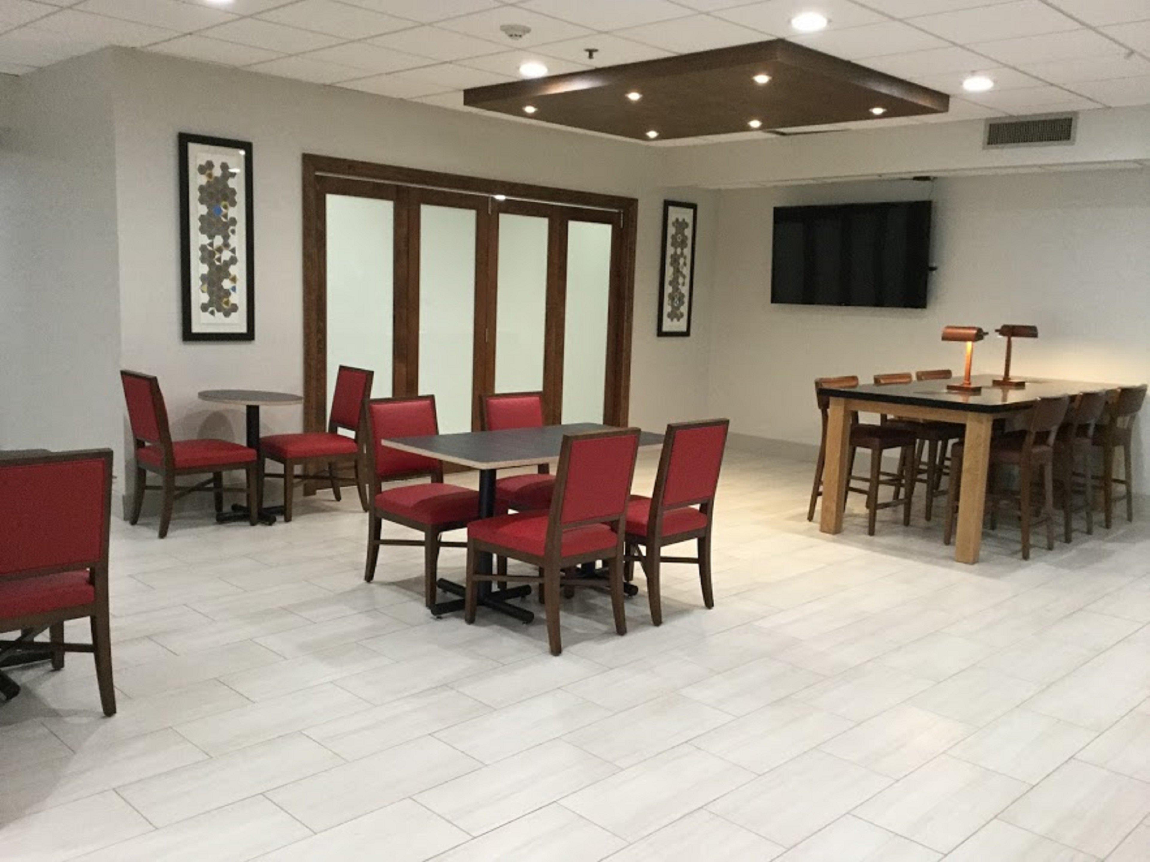 Holiday Inn Express Easton By Ihg Buitenkant foto