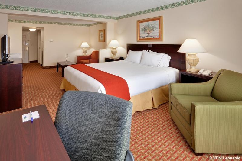 Holiday Inn Express Easton By Ihg Buitenkant foto